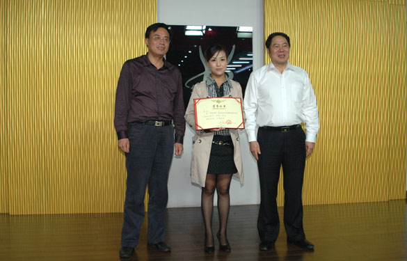 cq9电子官网入口在“华朋杯”经信系统首届迎国庆职工歌咏角逐中获得佳绩