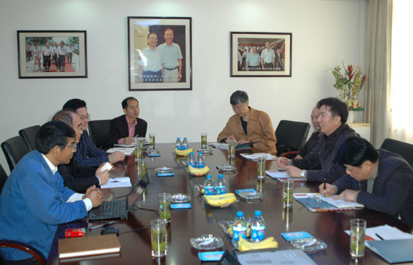 江苏省经济和信息化委员会党组副书记、副主任俞军来cq9电子官网入口调研