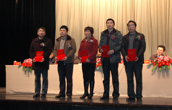 cq9电子官网入口2011年度优异中层干部