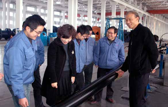 cq9电子官网入口集团乐成试制220kV超高压交联电缆