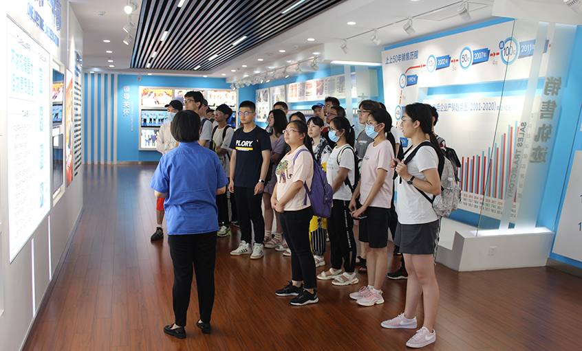 北航物理学院一行来cq9电子官网入口电缆旅行