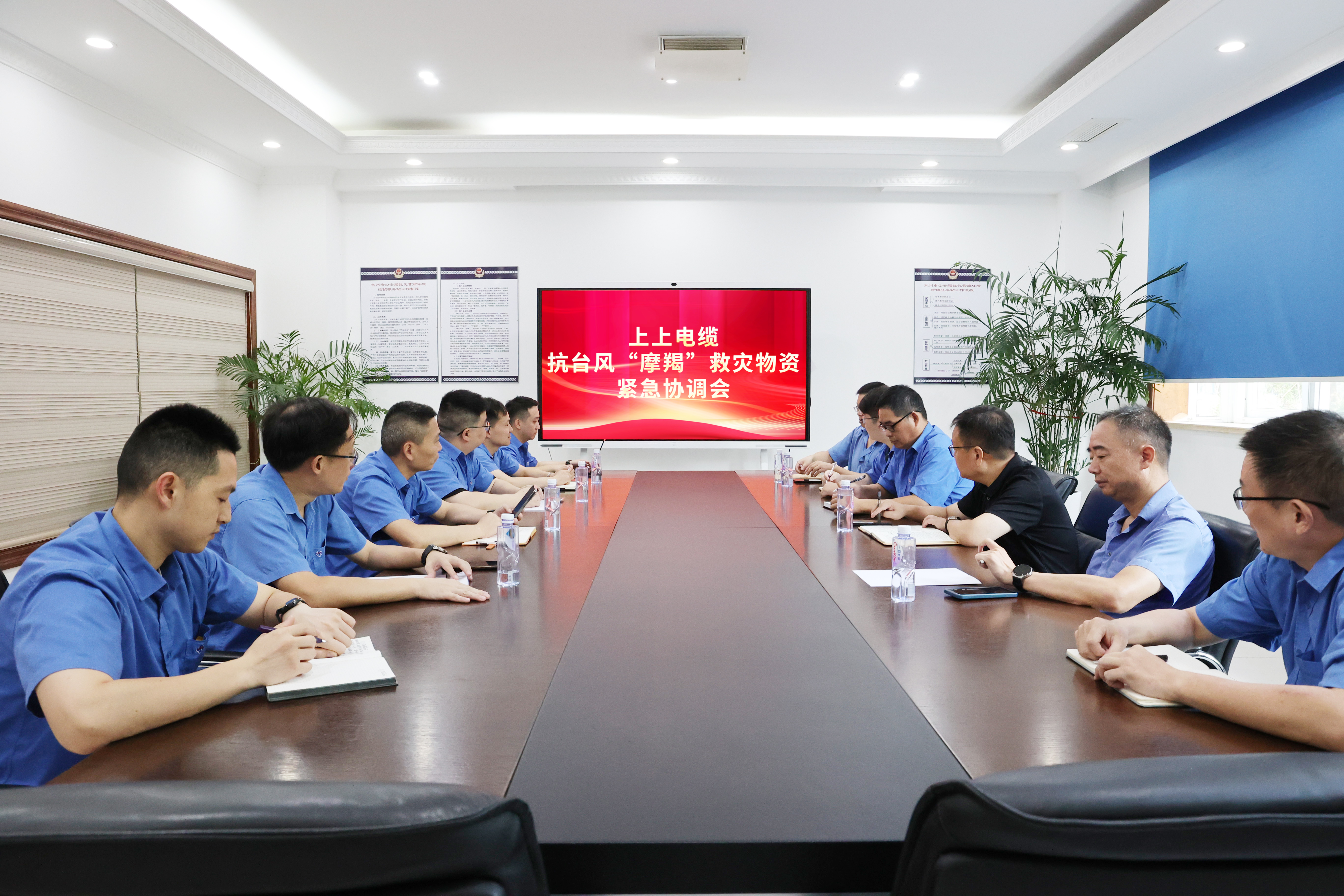 cq9电子官网入口电力物资紧迫运往海南