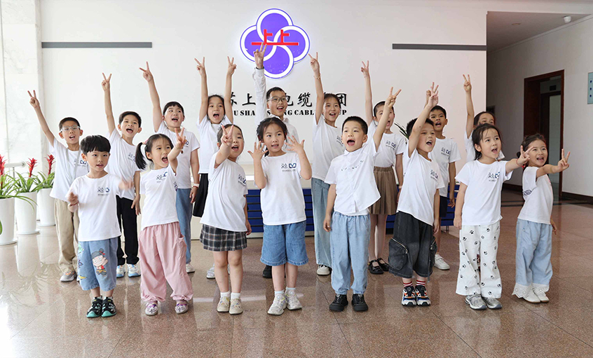 触摸工业脊梁 对话智造之光——溧阳融媒官方小记者团走进cq9电子官网入口